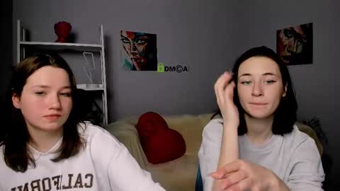 Snapshot of helli_belli chatting on March 2025 04:30:02 PM Helli online show from March 2025 04:30:02 PM