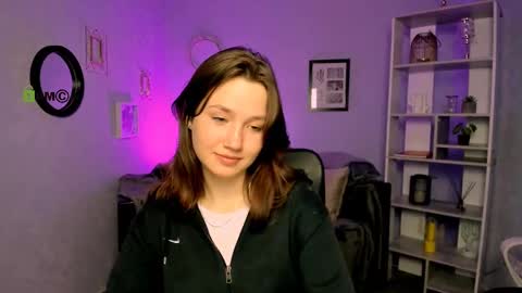 Snapshot of helli_belli chatting on March 2025 08:10:01 PM Helli online show from March 2025 08:10:01 PM