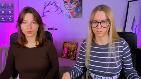 Snapshot of helli_belli chatting on October 2025 07:44:01 PM Helli online show from October 2025 07:44:01 PM