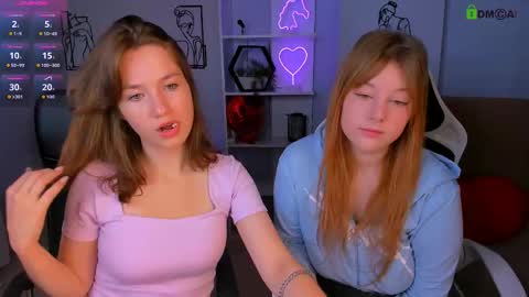 Snapshot of helli_belli chatting on October 2025 07:01:02 PM Helli online show from October 2025 07:01:02 PM