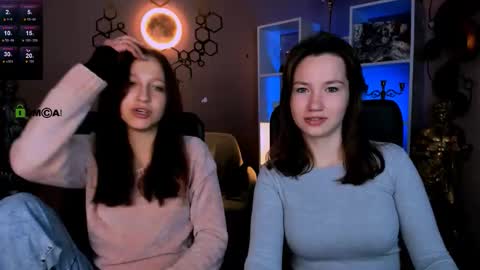 Snapshot of helli_belli chatting on November 2025 08:08:02 PM Helli online show from November 2025 08:08:02 PM