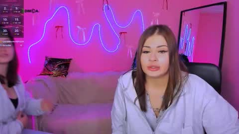 Helli online show from March 2026 08:47:02 PM