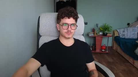 Remy online show from November 2025 08:04:02 AM