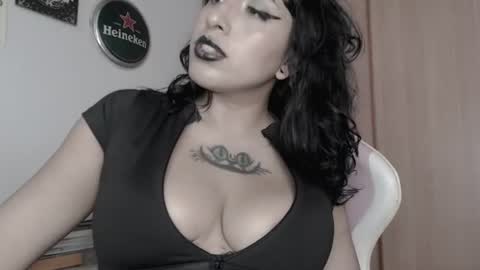 Snapshot of hello_demonkitty chatting on July 2026 05:07:02 PM SIMONA online show from July 2026 05:07:02 PM