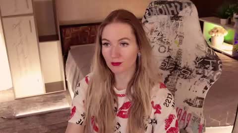 Alisia  Monday to Friday from 10 am to 4 pm GMT 2 online show from July 2026 08:18:01 AM