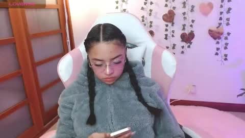 Snapshot of hellokitty_valery1 chatting on June 2026 03:29:02 AM hellokitty_valery1 online show from June 2026 03:29:02 AM
