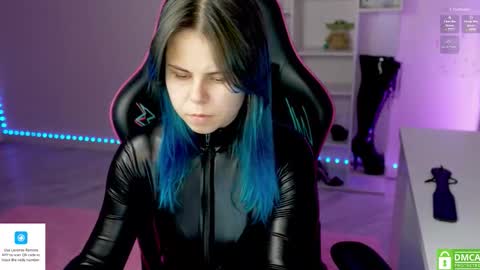 Snapshot of hellokittyalice chatting on November 2025 04:27:01 PM Alice online show from November 2025 04:27:01 PM