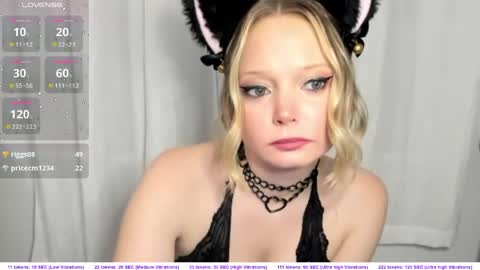 Snapshot of hellonori chatting on May 2026 04:18:02 AM hellonori online show from May 2026 04:18:02 AM