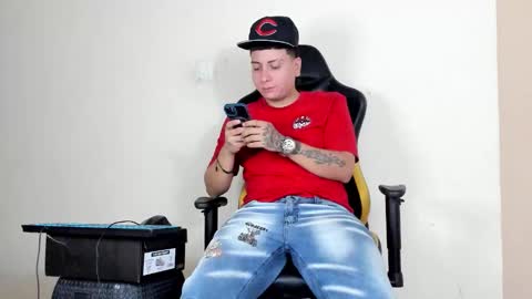 Star and Andy online show from November 2025 10:31:01 PM