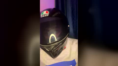 helmetplayme online show from December 2025 02:02:02 PM