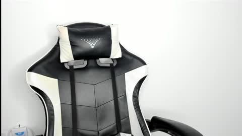 heluehorny13 online show from February 2025 07:13:01 AM