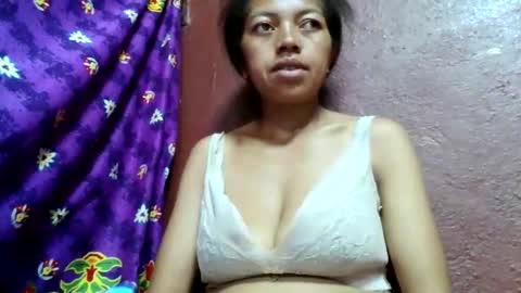 Snapshot of henitsaldy chatting on May 2026 06:29:01 AM henitsaldy online show from May 2026 06:29:01 AM