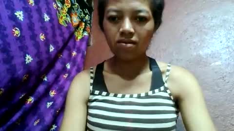 Snapshot of henitsaldy chatting on May 2026 03:02:02 AM henitsaldy online show from May 2026 03:02:02 AM