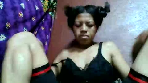 Snapshot of henitsaldy chatting on June 2026 06:42:01 PM henitsaldy online show from June 2026 06:42:01 PM