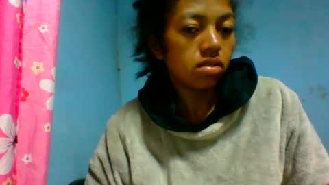 Snapshot of henitsaldy chatting on July 2026 02:15:02 AM henitsaldy online show from July 2026 02:15:02 AM