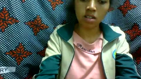Snapshot of henitsaldy chatting on July 2026 03:25:01 PM henitsaldy online show from July 2026 03:25:01 PM