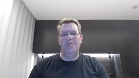 henrikrp1971 online show from January 2025 09:07:02 PM