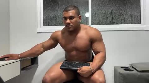 Henri online show from February 2025 12:03:01 AM