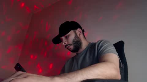 HenryAxe online show from September 2025 10:44:01 PM