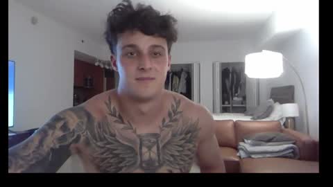 henrydesanti online show from September 2025 03:19:01 AM