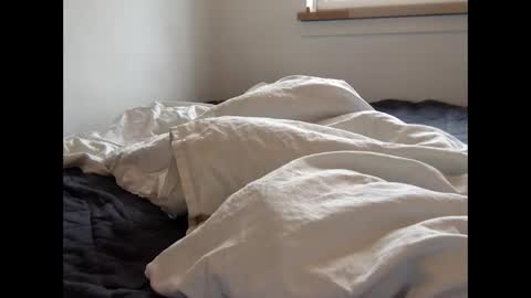 Henryhipster  sub  spank useme new Europe Twink kiss first fit kinky naughty online show from February 2026 12:03:01 PM