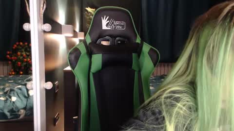 Hentaishiing online show from March 2025 05:38:02 PM