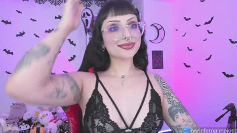 Snapshot of herinfernalmajesty chatting on December 2024 04:48:02 AM Marie online show from December 2024 04:48:02 AM