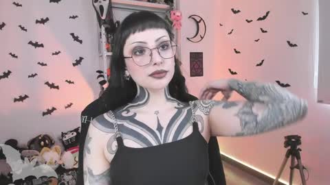  Marie  online show from April 2026 05:13:02 PM