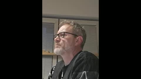 hering76 online show from December 2025 07:28:02 AM