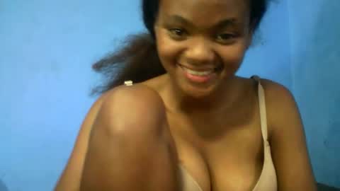 herisse01 online show from April 2026 05:50:01 PM