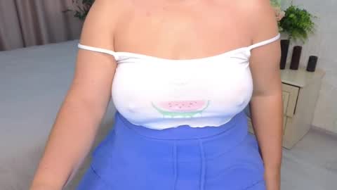 Maryana online show from October 2025 05:41:02 AM