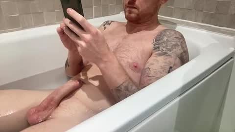 Snapshot of heteroflexual_69 chatting on November 2025 07:27:02 PM heteroflexual_69 online show from November 2025 07:27:02 PM