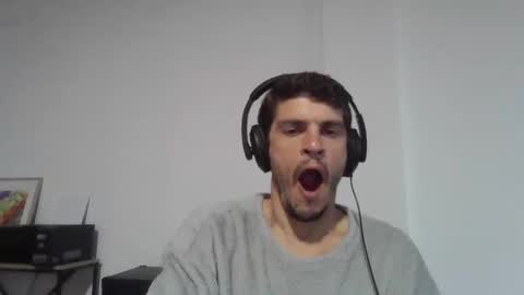 heterooli online show from April 2026 09:50:01 PM