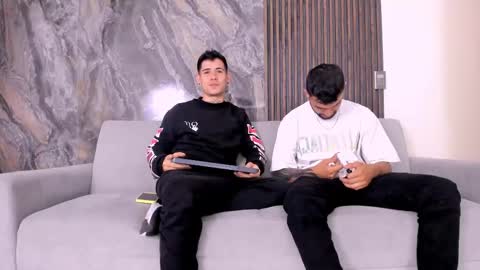 heteros men online show from February 2025 01:52:02 AM