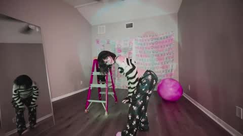 salem online show from January 2025 05:45:02 AM