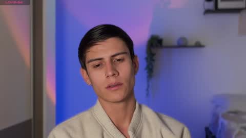 Snapshot of hey_cesard chatting on December 2024 07:12:02 PM hey_cesard online show from December 2024 07:12:02 PM