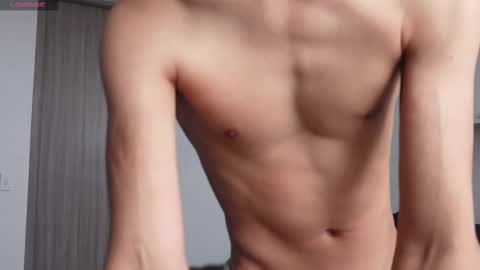 Snapshot of hey_cesard chatting on February 2025 02:33:02 PM hey_cesard online show from February 2025 02:33:02 PM