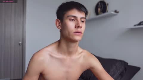 Snapshot of hey_cesard chatting on February 2025 01:21:02 PM hey_cesard online show from February 2025 01:21:02 PM