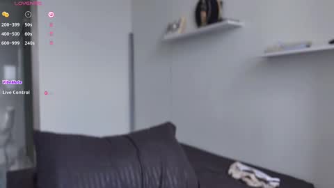 Snapshot of hey_cesard chatting on February 2025 04:37:02 PM hey_cesard online show from February 2025 04:37:02 PM