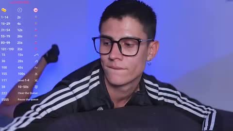 Snapshot of hey_cesard chatting on March 2025 12:15:01 AM hey_cesard online show from March 2025 12:15:01 AM