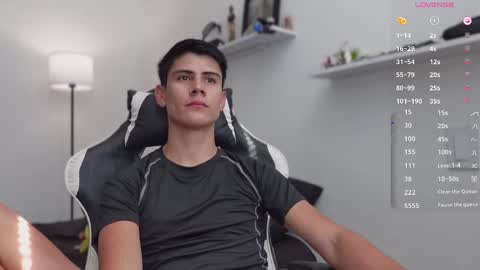 Snapshot of hey_cesard chatting on October 2025 07:27:02 PM hey_cesard online show from October 2025 07:27:02 PM