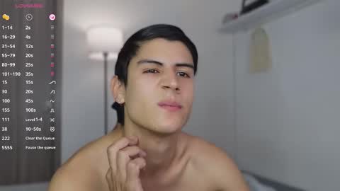 Snapshot of hey_cesard chatting on November 2025 03:26:02 PM hey_cesard online show from November 2025 03:26:02 PM