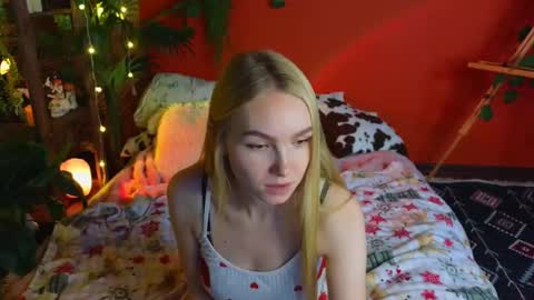 hey_olivia online show from November 2025 07:55:02 AM