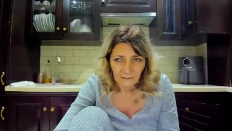 Heyheygrey online show from February 2025 10:14:02 AM