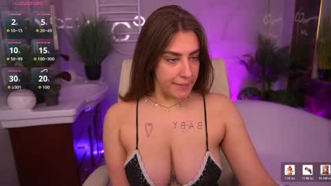 Snapshot of heykittenn chatting on May 2026 12:56:02 PM heykittenn online show from May 2026 12:56:02 PM