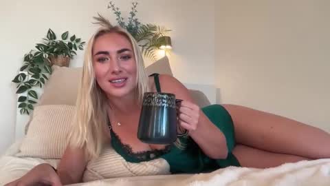 Skylar online show from October 2025 05:36:02 AM