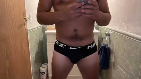 Snapshot of hhernan1 chatting on January 2025 05:32:01 AM hhernan1 online show from January 2025 05:32:01 AM