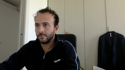 hhombre online show from October 2025 02:15:02 PM