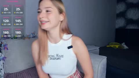 Elizabeth online show from October 2025 04:15:02 PM