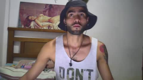 hideonbush online show from September 2025 01:12:01 PM